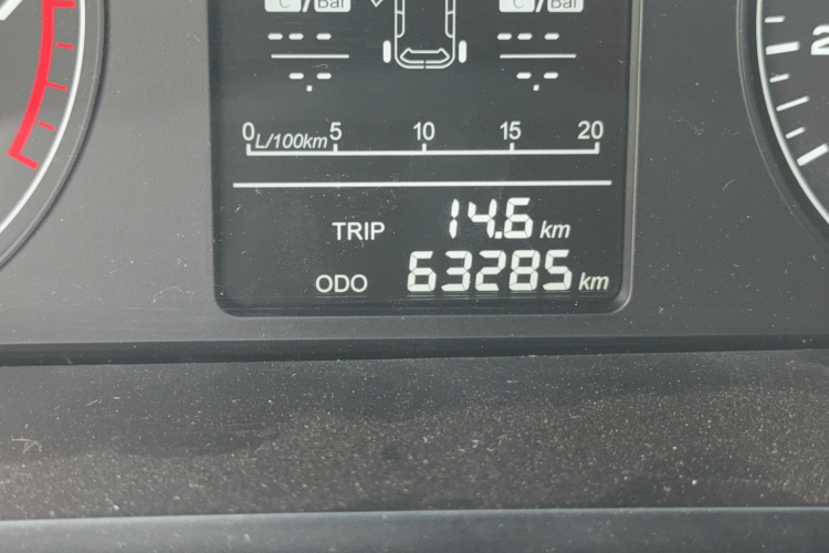 捷途X70 2018款 1.5T 手动畅行版中控内饰15