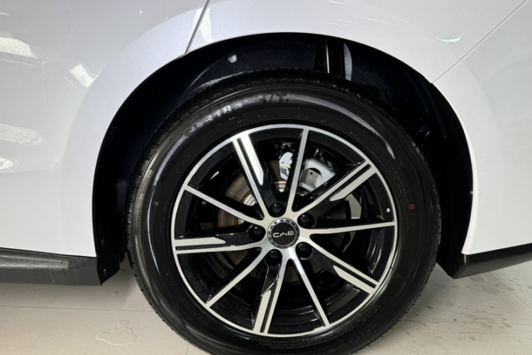 比亚迪 海豹06新能源 2024款 DM-i 120KM尊享型车身外观6009