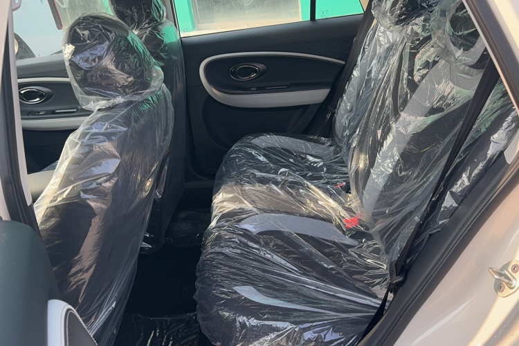 江淮钇为 钇为3 2025款 330km 自由版中控内饰7001