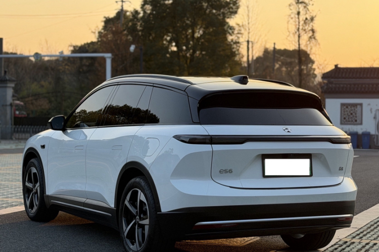 蔚来ES6 2024款 75kWh车身外观6006