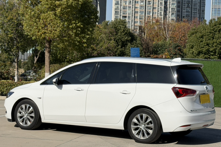 别克GL6 2021款 323T 轻混动互联豪华型车身外观6011