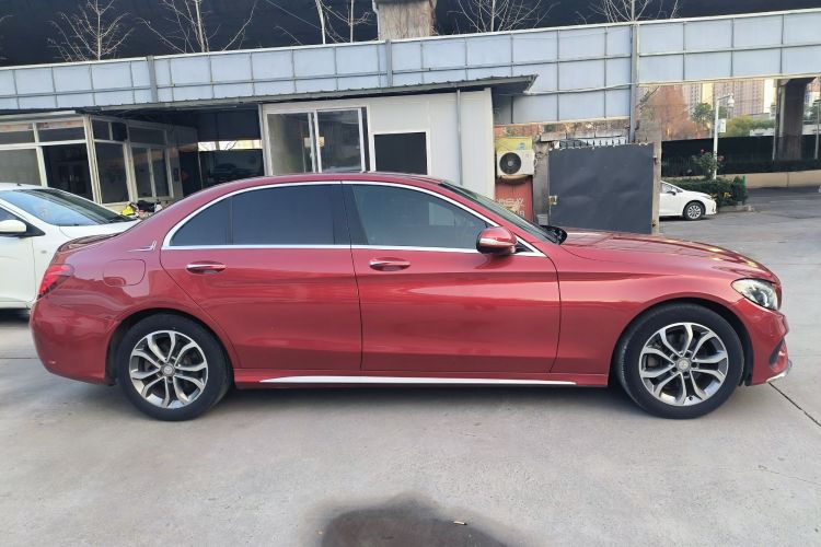 奔驰C级 2015款 改款 C 180 L 运动型车身外观6006