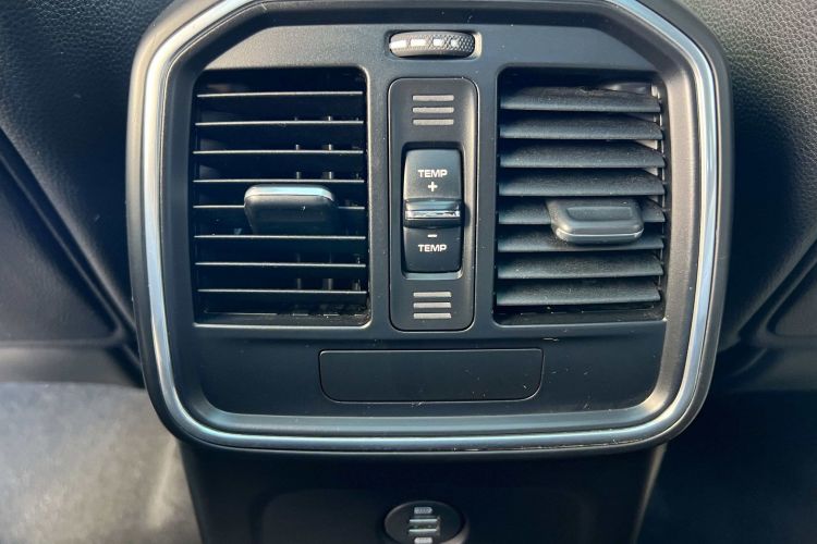 保时捷 2017款  Macan 2.0T局部细节9002