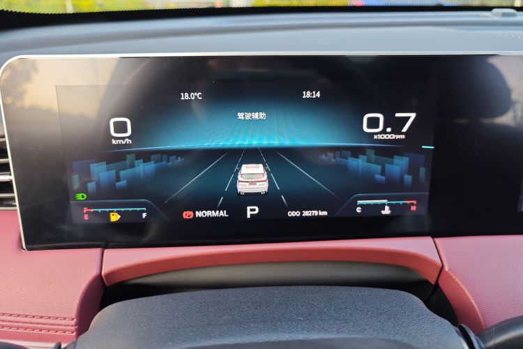 捷途X70 PLUS 2023款 1.6T DCT强者 7座局部细节14