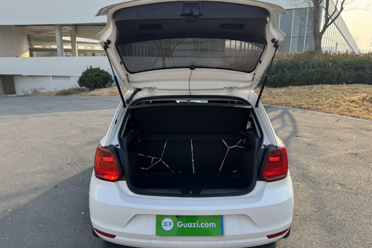 大众 Polo 2014款 1.4L 手动风尚版局部细节23