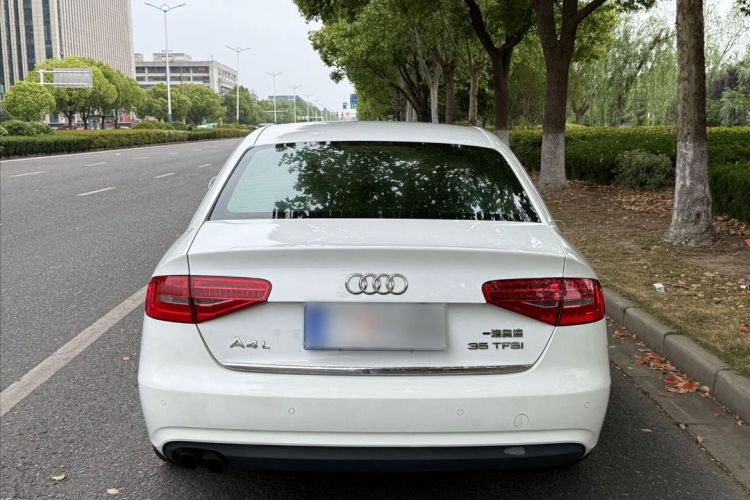奥迪A4L 2013款 35 TFSI 自动舒适型车身外观6005