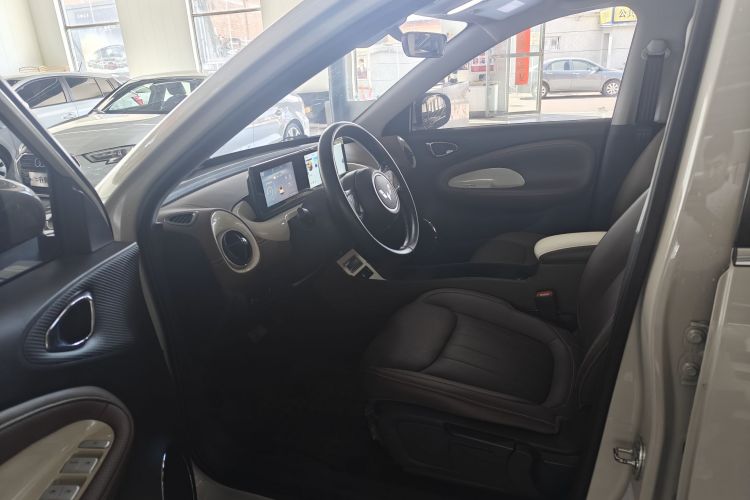 五菱汽车 五菱缤果 2023款 333km 悦享款中控内饰7001