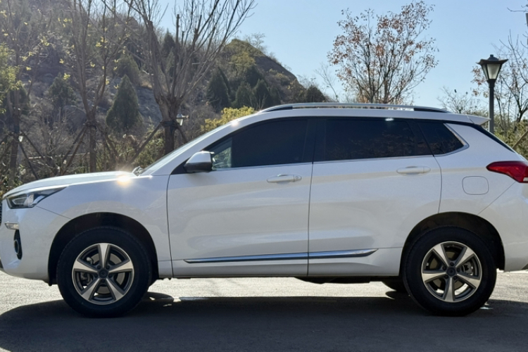 哈弗H6 Coupe 2020款 智联版 1.5T 自动两驱精英型车身外观6010
