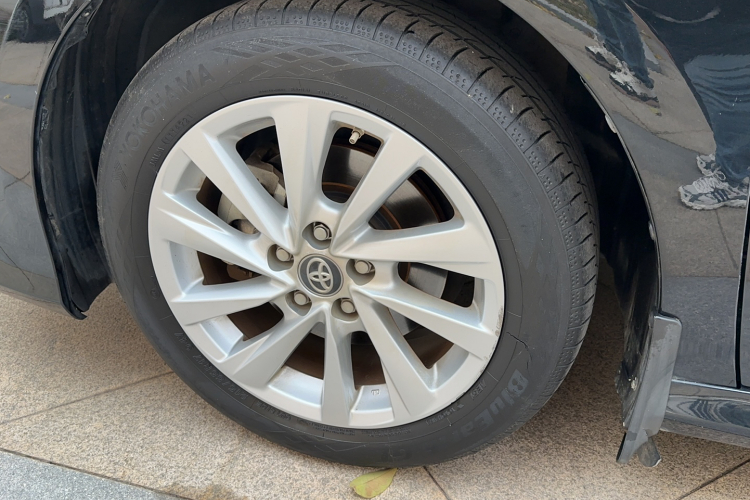 丰田 凯美瑞 2021款 2.0G 豪华版局部细节9002