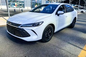 比亚迪 秦PLUS 2025款 DM-i 智驾版 55KM领先型