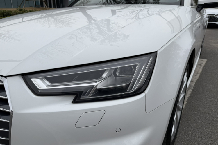 奥迪A4L 2018款 30周年年型 40 TFSI 时尚型车身外观6006