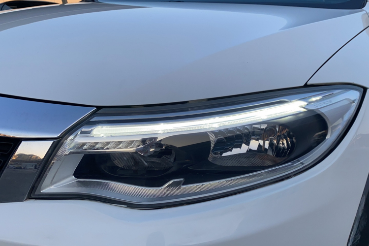 观致3 2017款 都市SUV 1.6T 自动致悦型局部细节36