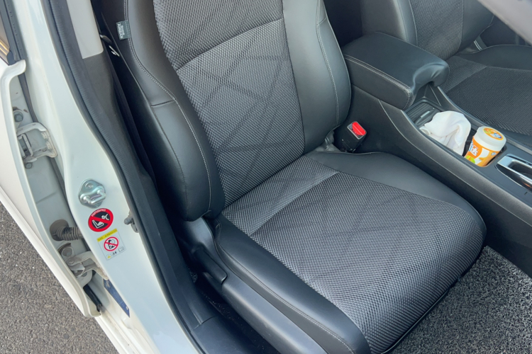 本田 杰德 2013款 1.8L 自动舒适版 5座局部细节41