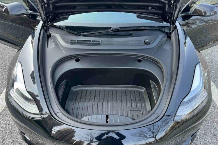 特斯拉 Model 3 2021款 标准续航后驱升级版中控内饰7004