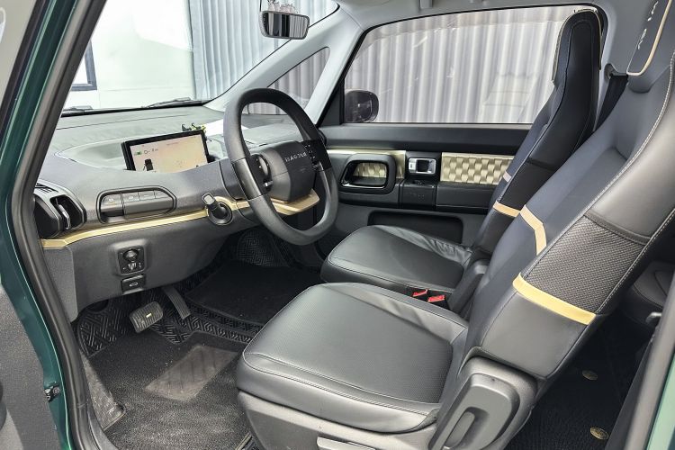 宝骏KiWi EV 2022款 艺术家轻享版 三元锂中控内饰7002