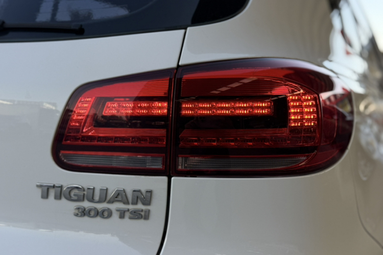 大众 途观 2016款 300TSI 自动两驱豪华版车身外观6009