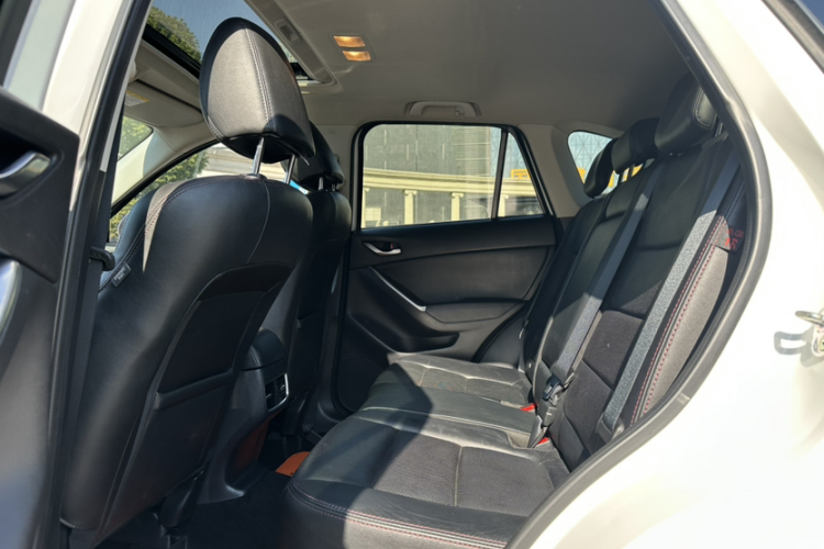 马自达CX-5 2015款 2.5L 自动四驱尊贵型中控内饰7003