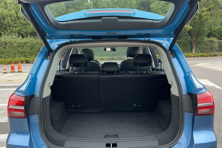 荣威RX5 2016款 20T 两驱自动互联网智享版局部细节23