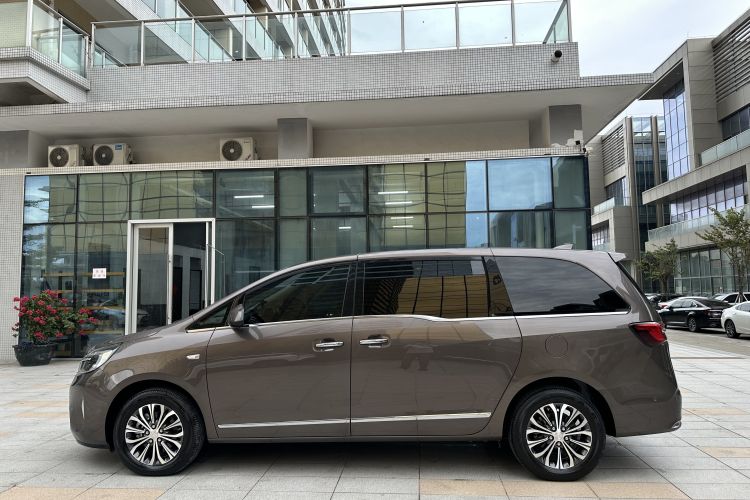 别克GL8 2022款 陆上公务舱 652T 智慧豪华型局部细节9010