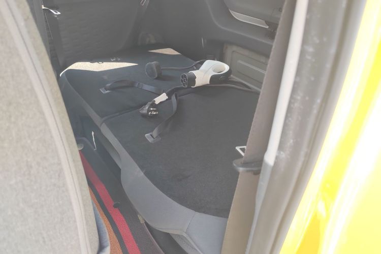 五菱汽车 宏光MINIEV 2021款 马卡龙时尚款 磷酸铁锂车身外观6006