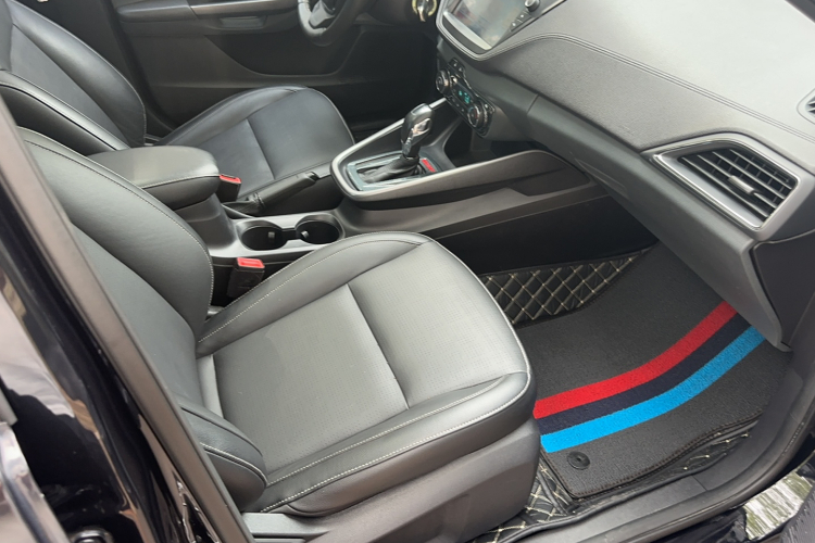 福特 福睿斯 2015款 1.5L 自动时尚型局部细节41