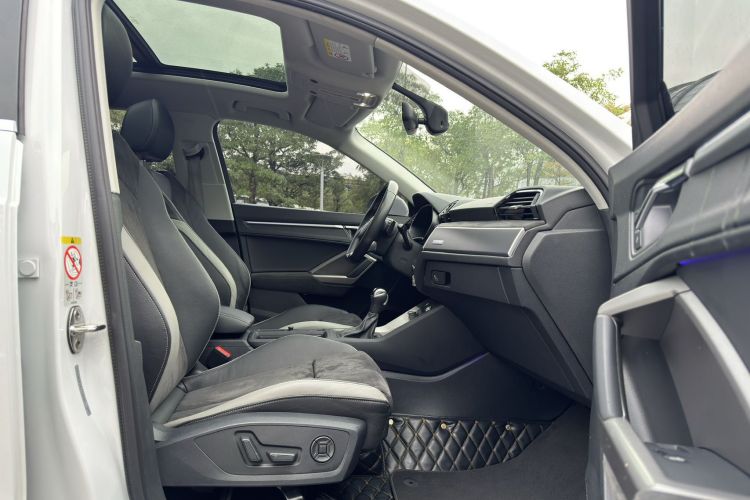 奥迪Q3 2020款 40 TFSI 时尚动感型局部细节41