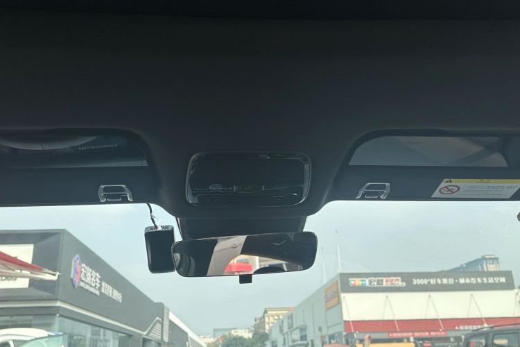 领克06 2025款 Renew 1.5T Halo中控内饰7012