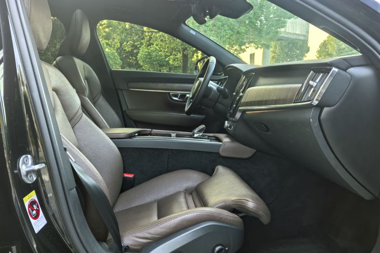 沃尔沃S90 2024款 B5 智远豪华版局部细节41