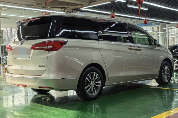 别克GL8 2017款 ES 28T 豪华型 国V车身外观6005