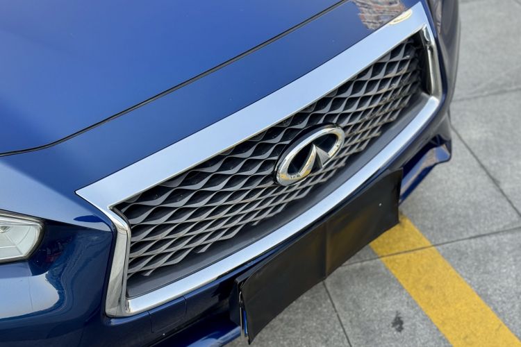 英菲尼迪Q50L 2018款 2.0T 舒适版 国VI车身外观6007