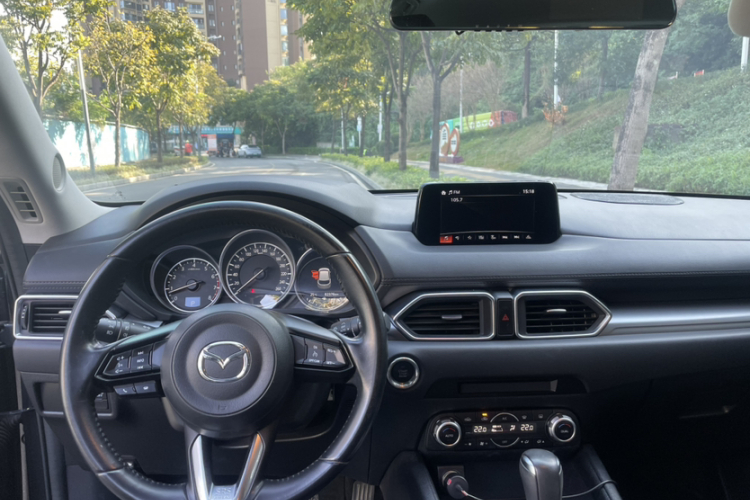 马自达CX-5 2020款 2.5L 自动两驱智慧型中控内饰7004