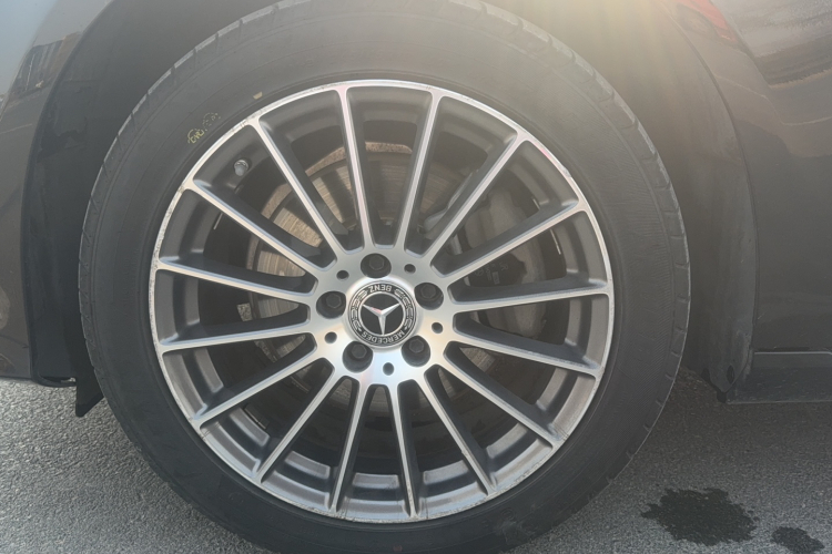 奔驰E级 2022款 E 260 L车身外观6006