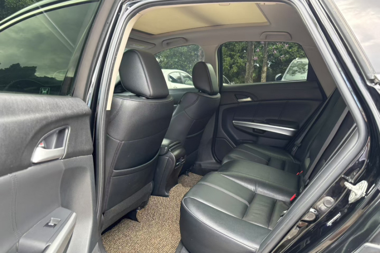 本田 歌诗图 2016款 2.4L 豪华版中控内饰7002