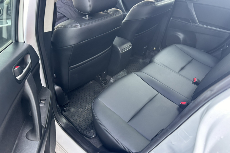 马自达3星骋 2013款 三厢 1.6L 自动精英型中控内饰7005