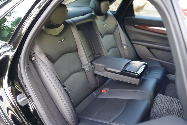 凯迪拉克CT6 2017款 28T 精英型中控内饰7003