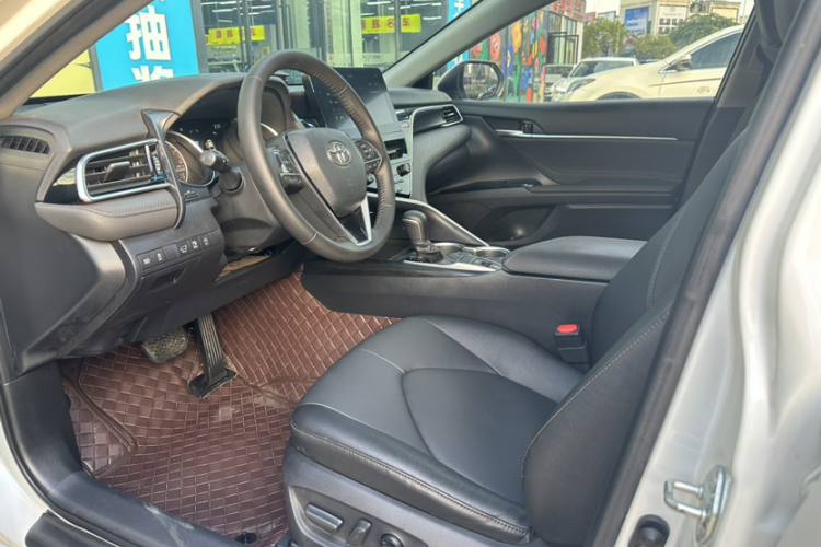 丰田 凯美瑞 2021款 2.0G 豪华版局部细节19