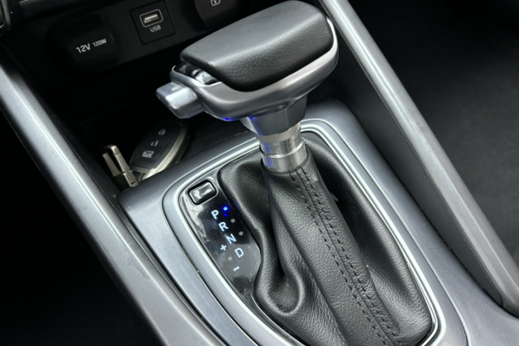 现代 菲斯塔 2021款 280TGDi DLX豪华版局部细节18