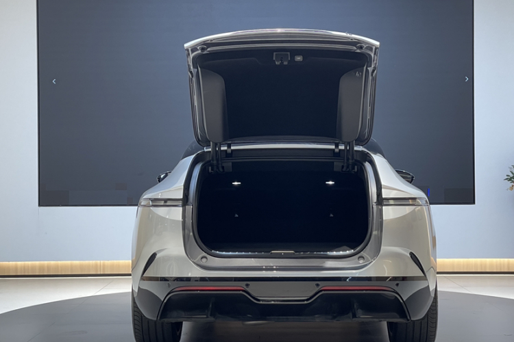 阿维塔12 2025款 Ultra增程版局部细节23