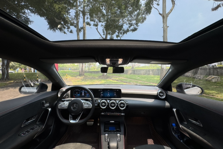 奔驰CLA 2020款 CLA 200 猎跑车中控内饰7005