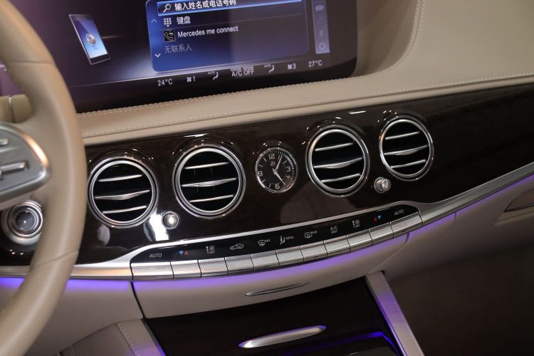 奔驰S级 2019款 S 320 L 臻藏版中控内饰7005