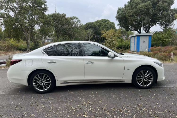 英菲尼迪Q50L 2018款 2.0T 逸享版 国VI车身外观6003