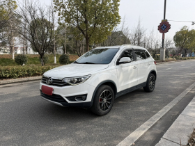 一汽 森雅R7 2016款 1.6L 手动智能型