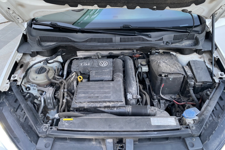 大众 高尔夫·嘉旅 2016款 230TSI 自动豪华型局部细节24