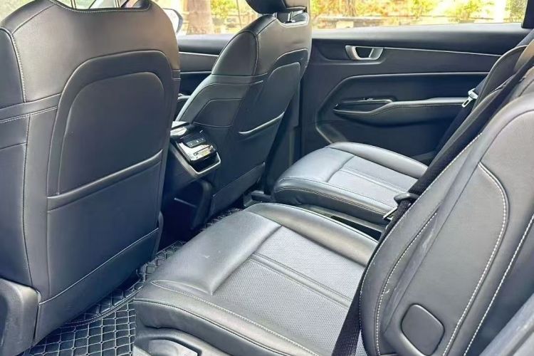 五菱汽车 五菱凯捷 2020款 1.5T CVT旗舰型中控内饰7008