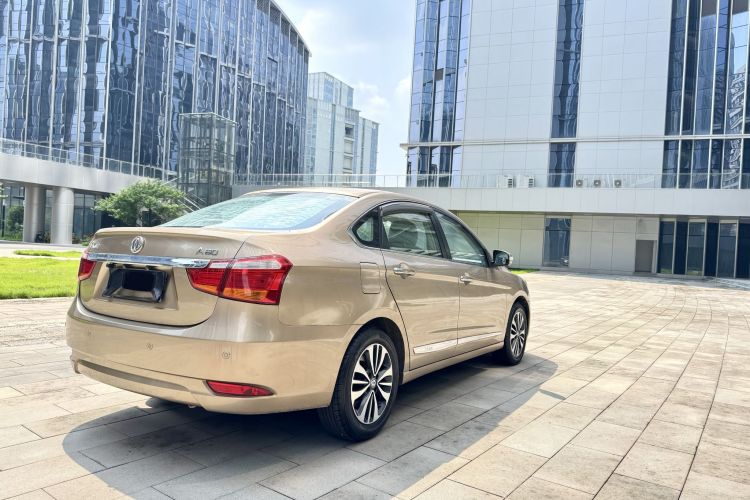 东风风神A60 2016款 1.6L 自动豪华型车身外观6004