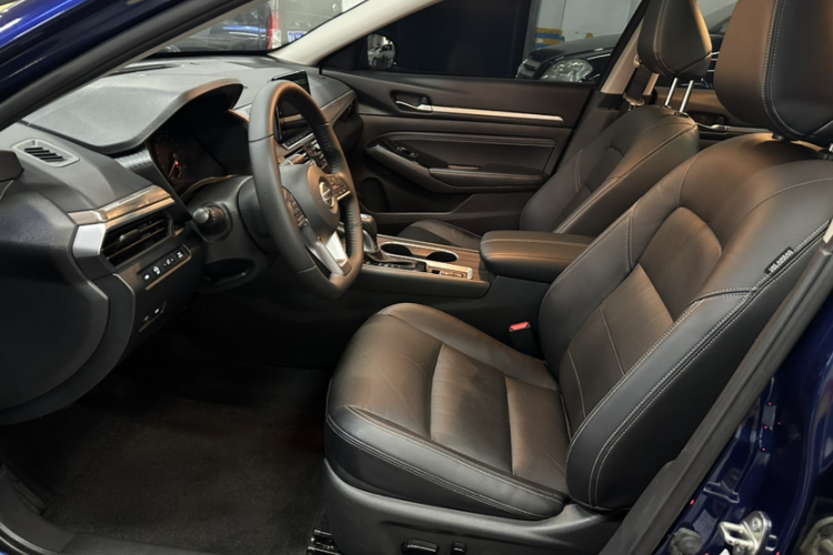 日产 天籁 2021款 2.0L XL 舒适版中控内饰7005