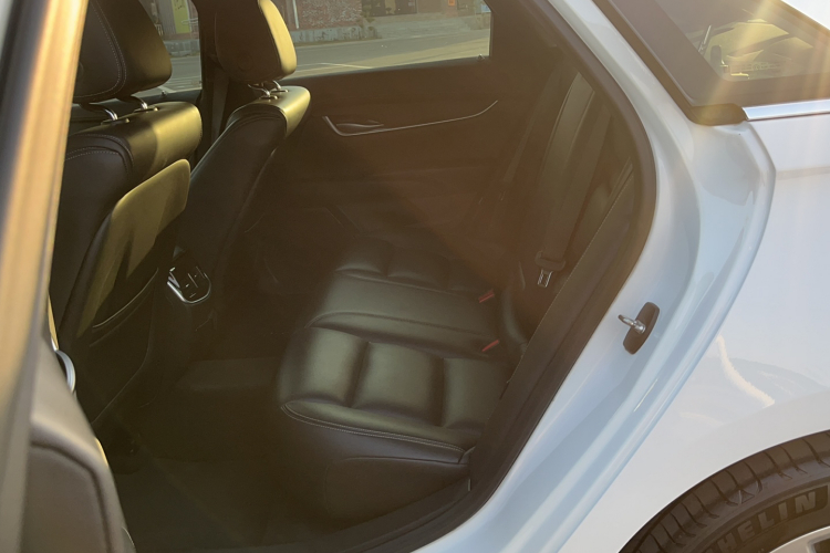 凯迪拉克XTS 2018款 28T 技术型中控内饰7004