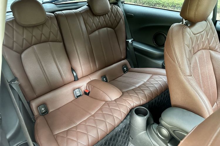 MINI 2018款 1.5T COOPER 经典派中控内饰7007