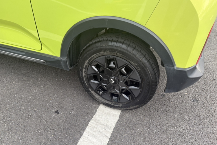 五菱汽车 宏光MINIEV 2022款 GAMEBOY 200km 玩咖款 磷酸铁锂车身外观6007