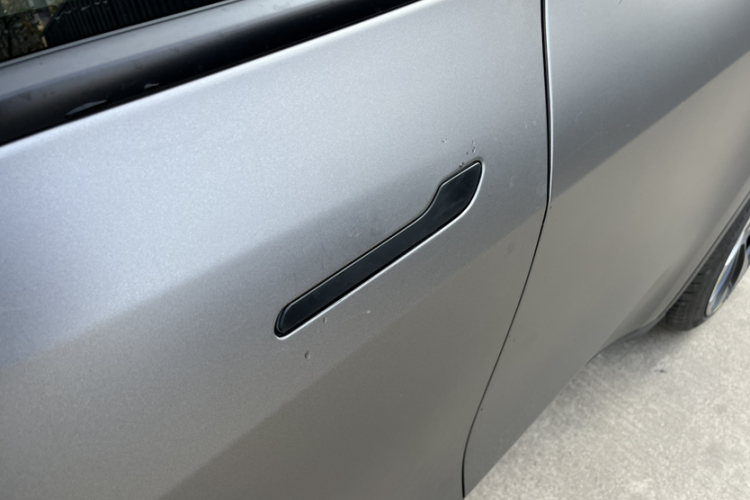 特斯拉 Model Y 2021款 Performance高性能全轮驱动版车身外观6004